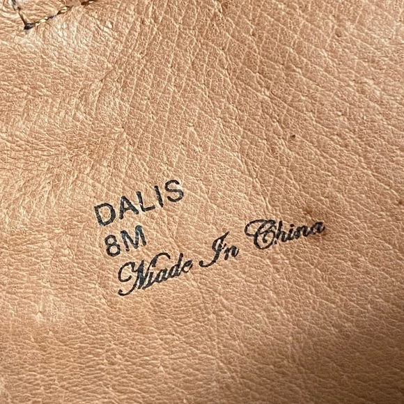 Donald Pliner Dalis Ankle Booties Croc Embossed Gray Leather Boots Womens 8 - Picture 9 of 12